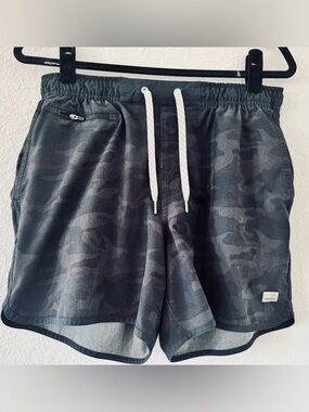 Vuori Camo Athletic Performance 5” Shorts